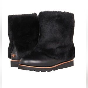 ⭐️ UGG Maylin Black Leather and Cream Shearling Boots Size 6
